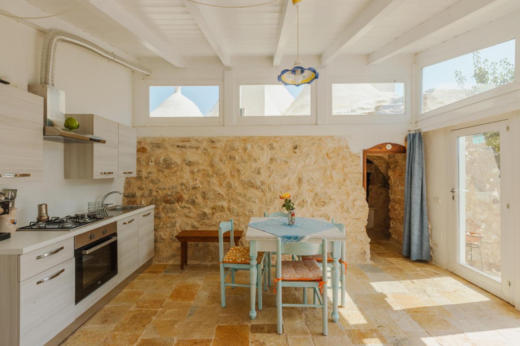 Trullo Tarantini Con Piscina Privata Lejlighed Latiano Eksteriør billede
