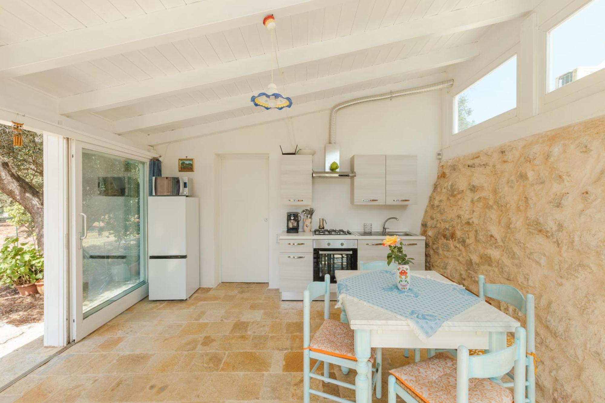 Trullo Tarantini Con Piscina Privata Lejlighed Latiano Eksteriør billede
